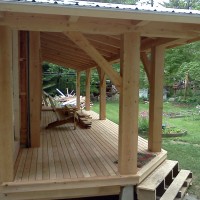 Timber frame farmers porch corner